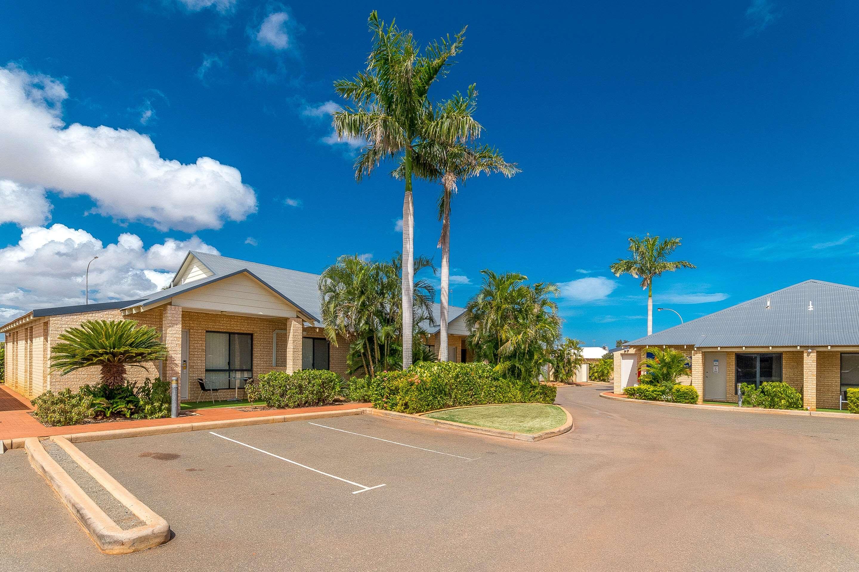 Comfort Inn & Suites Karratha Exterior photo