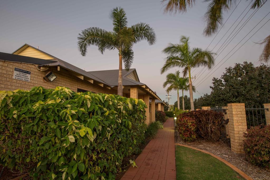 Comfort Inn & Suites Karratha Exterior photo