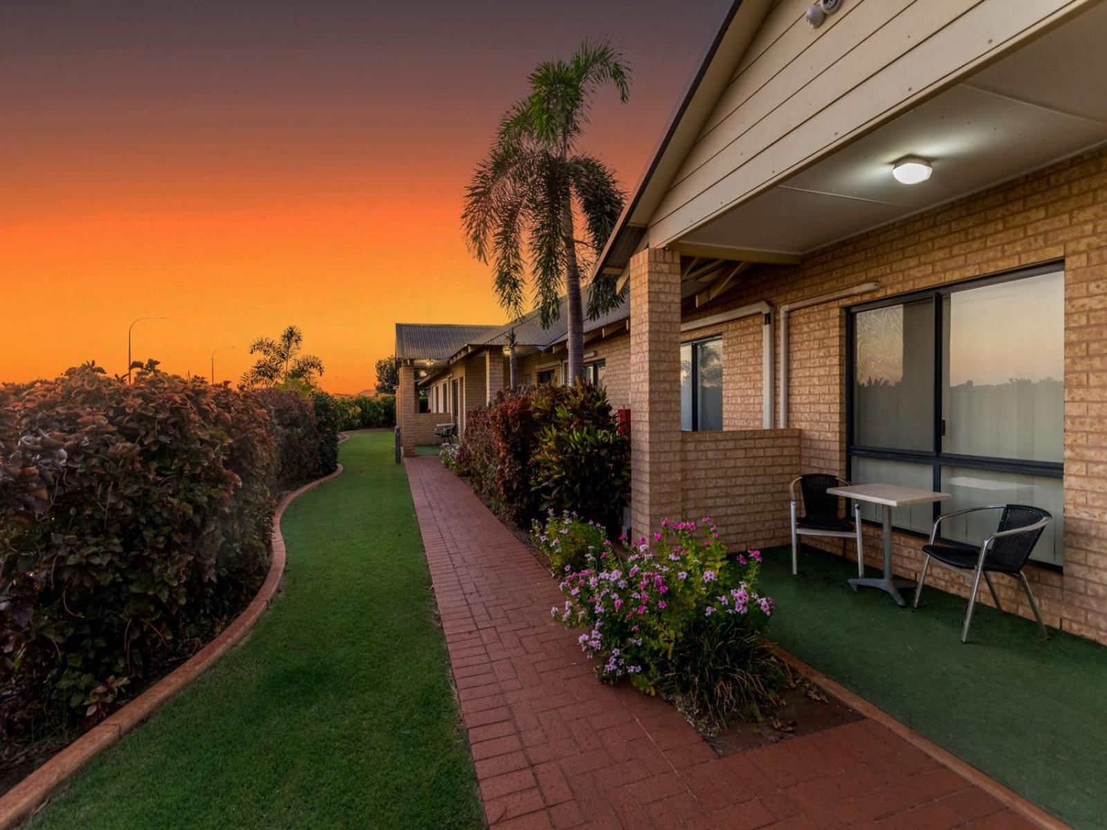 Comfort Inn & Suites Karratha Exterior photo
